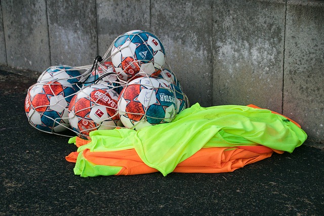 欧冠｜埃姆雷詹 拜尔各入一球 多特蒙德逆转淘汰里尔.